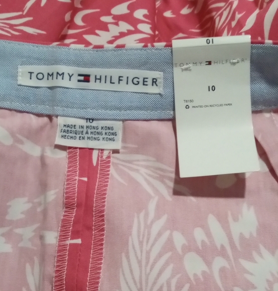 Tommy Hilfiger Floral Pink and White Mini Skirt - Picture 4 of 4